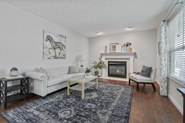 8536 Robbins Loop Drive, Reynoldsburg, OH 43068