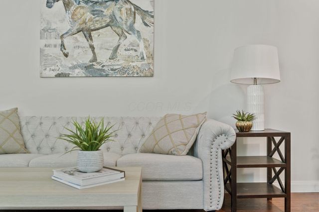 8536 Robbins Loop Drive, Reynoldsburg, OH 43068