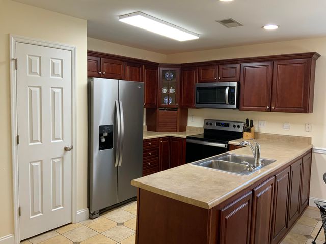 69 Anchor Drive, Rossville, GA 30741