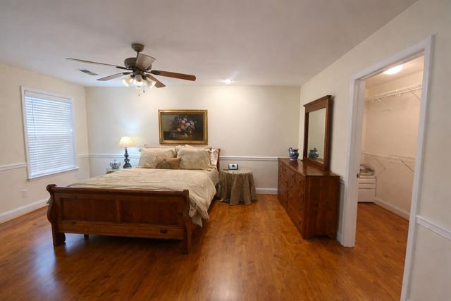 69 Anchor Drive, Rossville, GA 30741