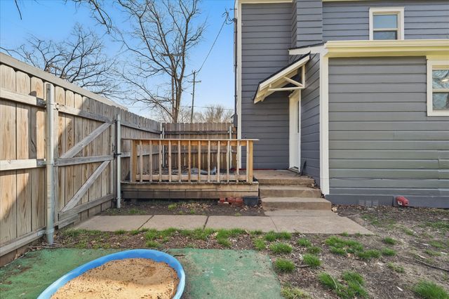 932 N Woods Street, Sherman, TX 75092