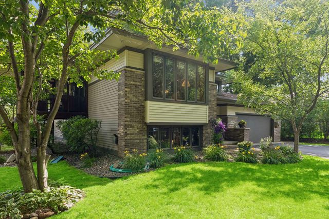 11236 W River Road, Champlin, MN 55316