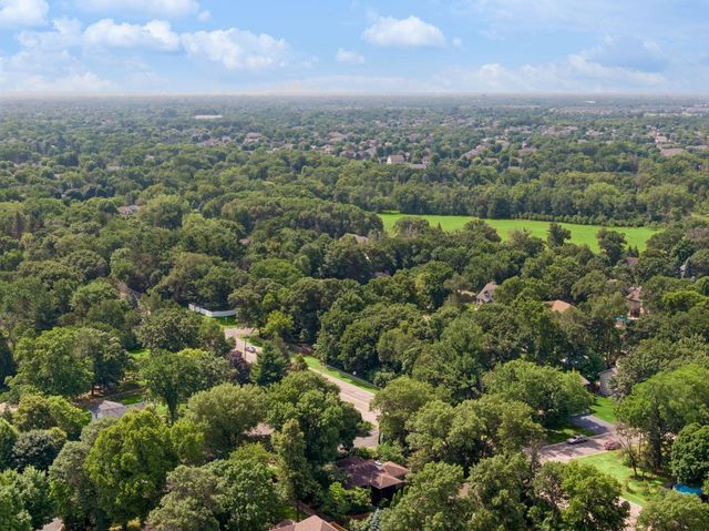 11236 W River Road, Champlin, MN 55316
