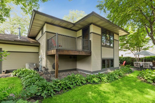 11236 W River Road, Champlin, MN 55316