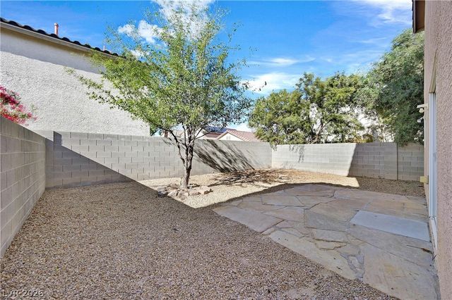 340 SILVERADO PINES Avenue ., Las Vegas, NV 89123