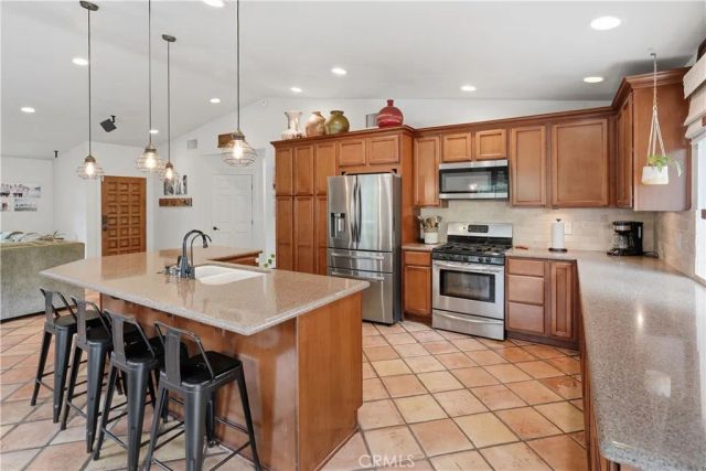 31607 Hipshot Drive, Castaic, CA 91384