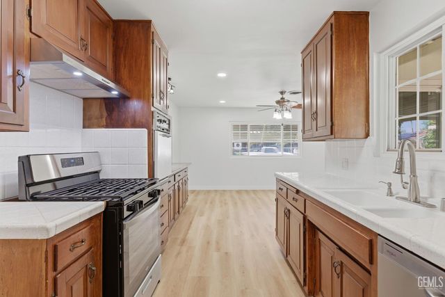 4108 Wood Lane, Bakersfield, CA 93309