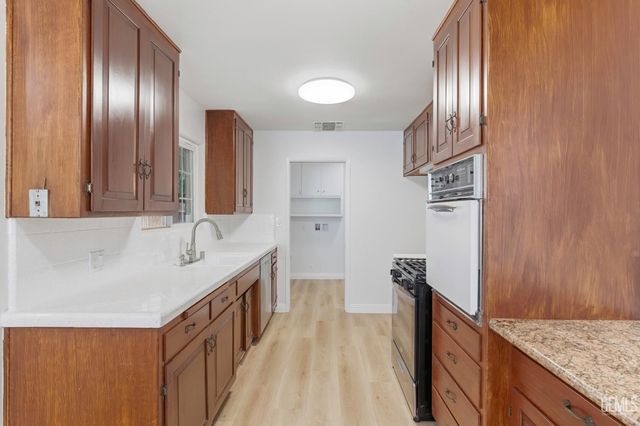 4108 Wood Lane, Bakersfield, CA 93309