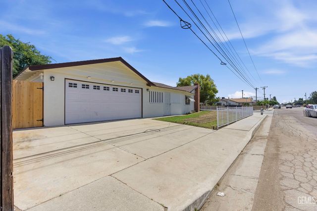 4108 Wood Lane, Bakersfield, CA 93309