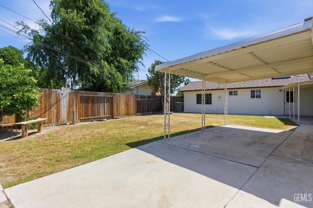 4108 Wood Lane, Bakersfield, CA 93309