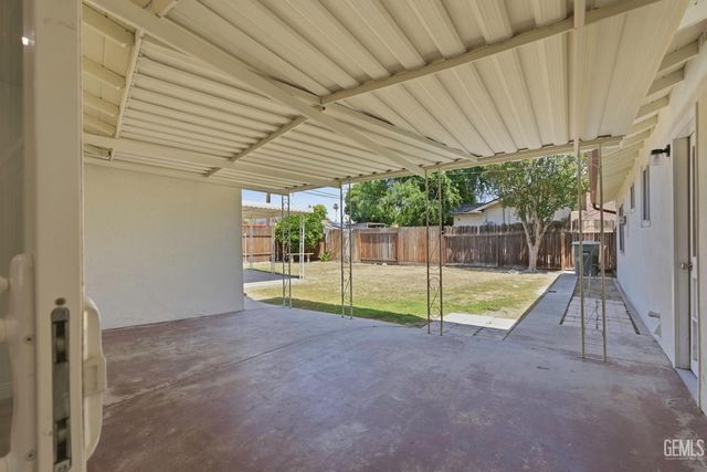 4108 Wood Lane, Bakersfield, CA 93309