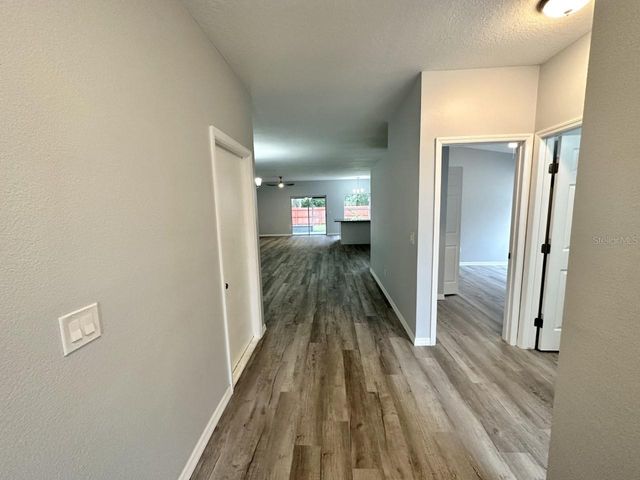 813 PONDEROSA PINE COURT, Orlando, FL 32825