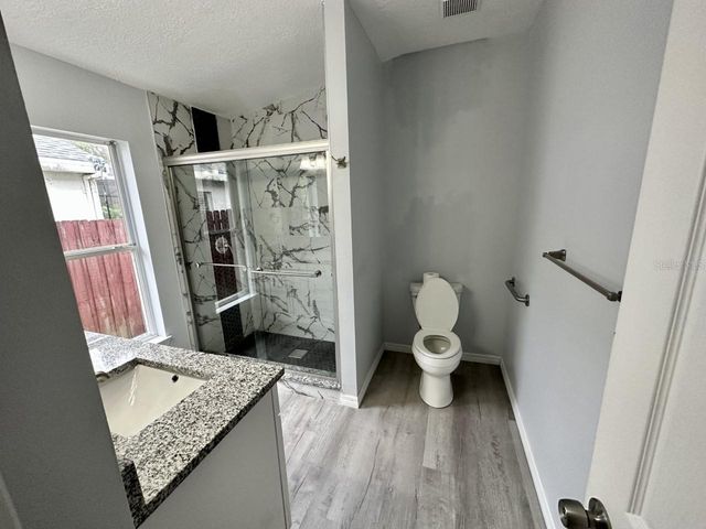 813 PONDEROSA PINE COURT, Orlando, FL 32825