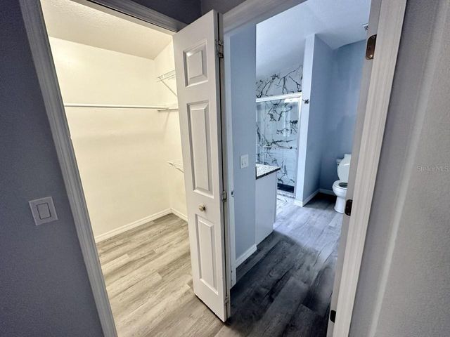 813 PONDEROSA PINE COURT, Orlando, FL 32825