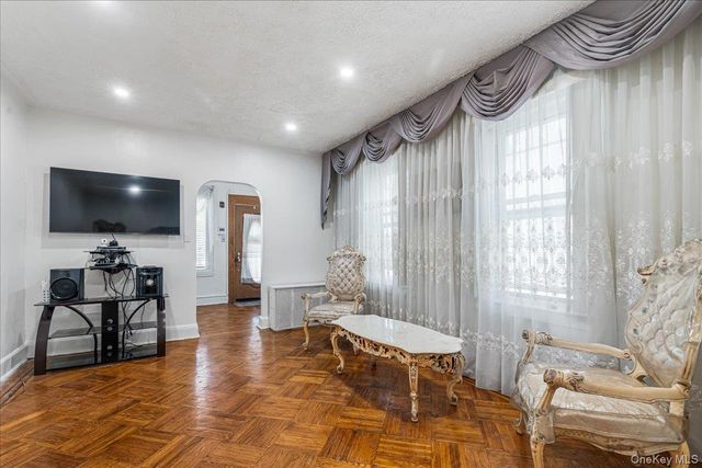 540 E 52nd Street, Brooklyn, NY 11203
