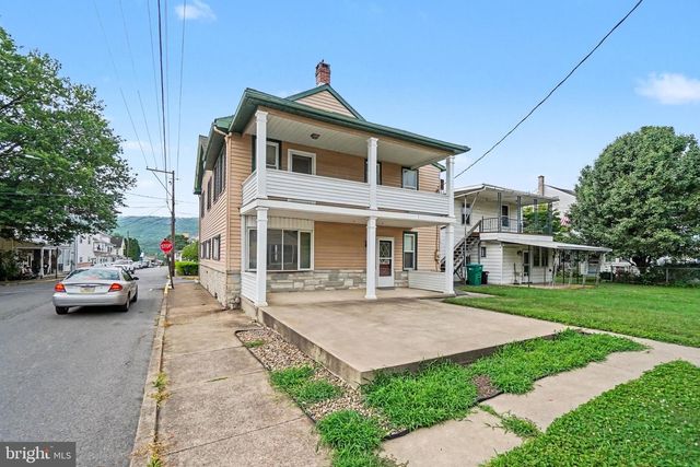 477 NORTH ST, Millersburg, PA 17061