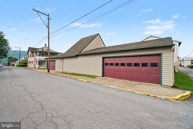 477 NORTH ST, Millersburg, PA 17061