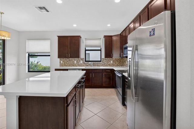 5836 Sandbirch Way, Lake Worth, FL 33463