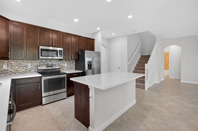 5836 Sandbirch Way, Lake Worth, FL 33463