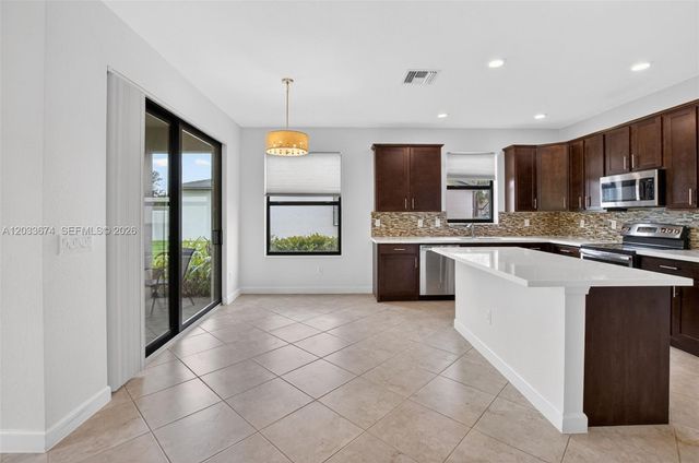 5836 Sandbirch Way, Lake Worth, FL 33463