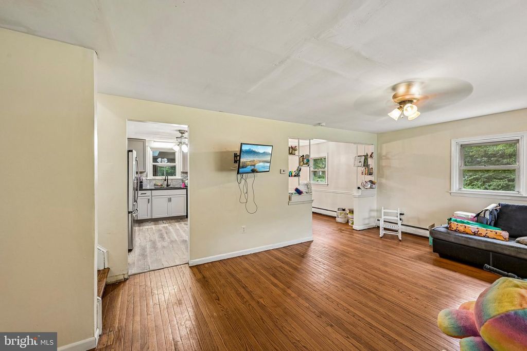 3235 MARILYN AVE #, Norristown, PA 19403 — photo 4