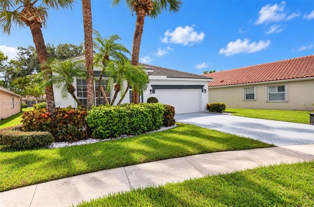 6423 Pebble Creek Way, Boynton Beach, FL 33437