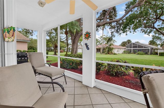 6423 Pebble Creek Way, Boynton Beach, FL 33437
