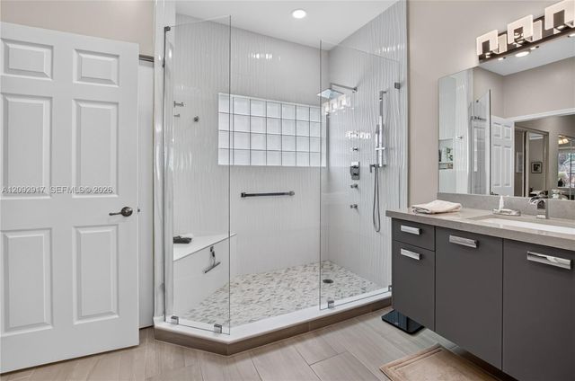 6423 Pebble Creek Way, Boynton Beach, FL 33437