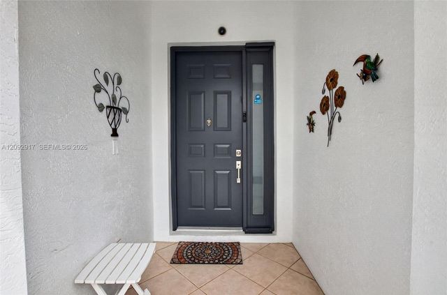 6423 Pebble Creek Way, Boynton Beach, FL 33437
