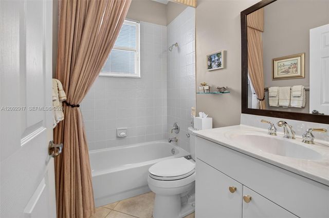 6423 Pebble Creek Way, Boynton Beach, FL 33437