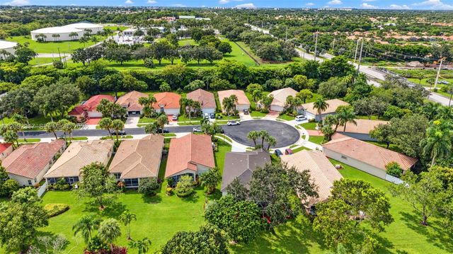 6423 Pebble Creek Way, Boynton Beach, FL 33437