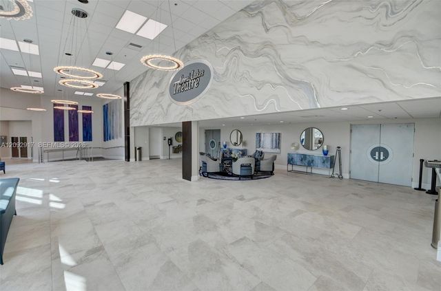 6423 Pebble Creek Way, Boynton Beach, FL 33437