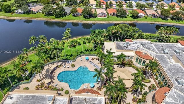 6423 Pebble Creek Way, Boynton Beach, FL 33437