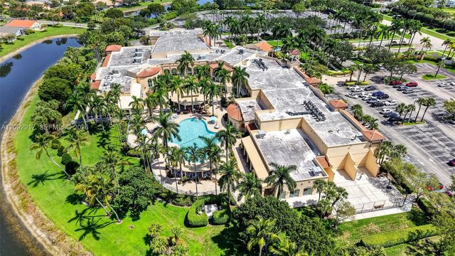 6423 Pebble Creek Way, Boynton Beach, FL 33437