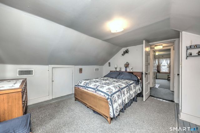 15 Brewster Road, Milford, CT 06460