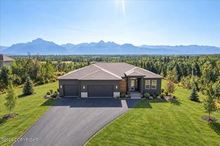 2525 N Larkspur Hill Circle, Palmer, AK 99645