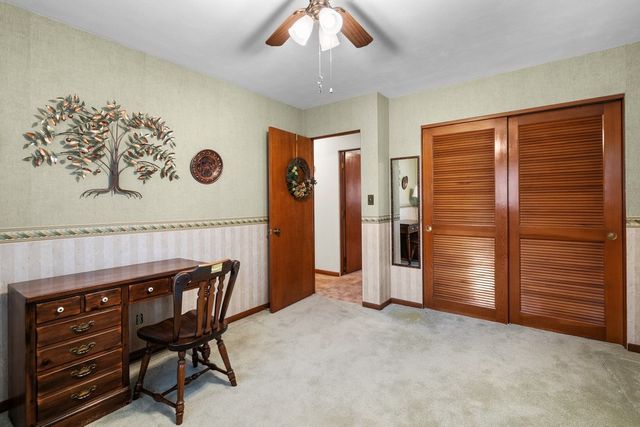 543 40th Avenue, East Moline, IL 61244