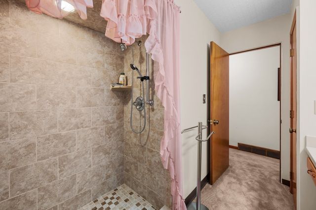 543 40th Avenue, East Moline, IL 61244