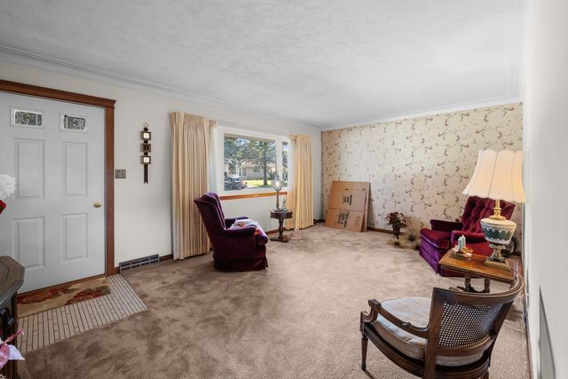 543 40th Avenue, East Moline, IL 61244