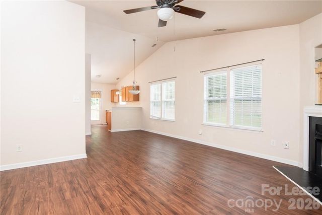 2836 Oasis Lane, Charlotte, NC 28214