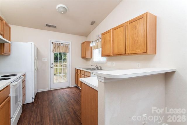 2836 Oasis Lane, Charlotte, NC 28214