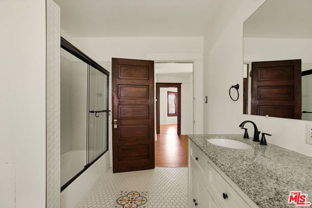 2302 S BUDLONG Avenue, Los Angeles, CA 90007