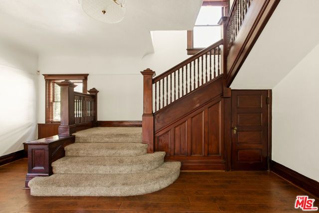 2302 S BUDLONG Avenue, Los Angeles, CA 90007