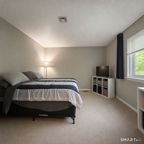 150 Burritt Street 6J, Southington, CT 06479