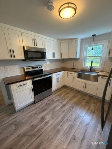 722 Allen Avenue, Cheshire, CT 06410