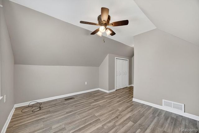 4924 Howe Road, Wayne, MI 48184
