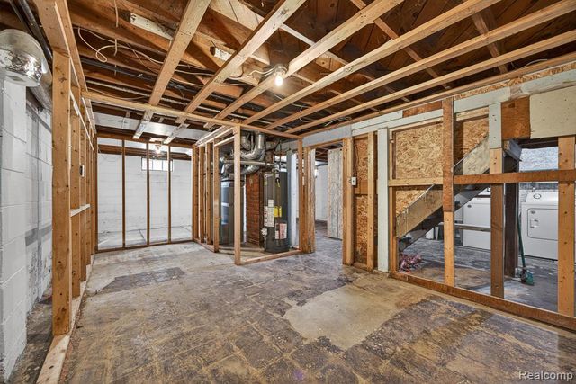 4924 Howe Road, Wayne, MI 48184