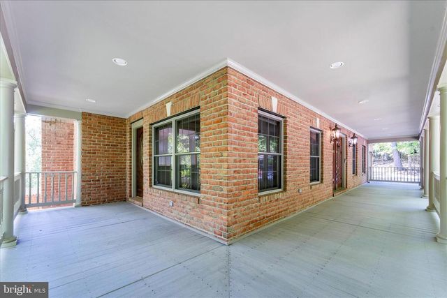 5019 OLD SWIMMING POOL RD, Frederick, MD 21703