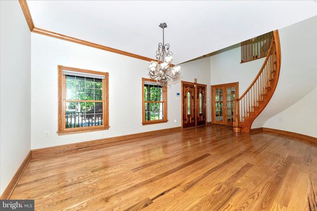 5019 OLD SWIMMING POOL RD, Frederick, MD 21703