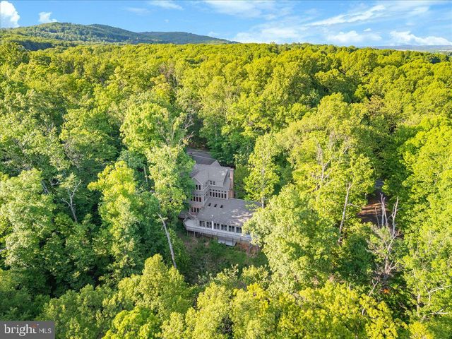 5019 OLD SWIMMING POOL RD, Frederick, MD 21703